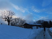 58 Il cielo si apre un pochino verso l'orizzonte